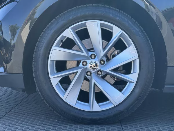 Škoda Enyaq iV 60 132kW LOFT, 62kWh, DPH - foto 45
