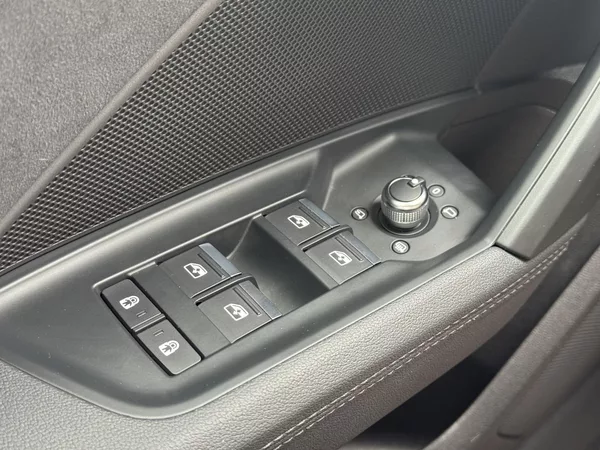 Audi RS 3 2.5TFSi 294kW Quattro, Matrix - foto 23