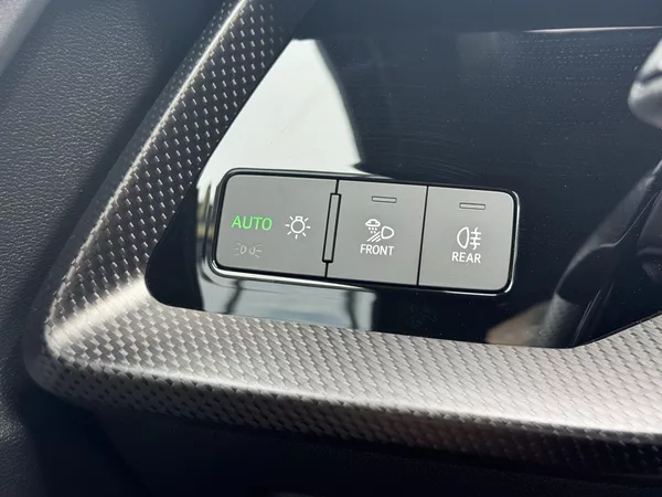 Audi RS 3 2.5TFSi 294kW Quattro, Matrix - foto 25
