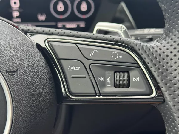 Audi RS 3 2.5TFSi 294kW Quattro, Matrix - foto 28