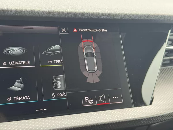 Audi RS 3 2.5TFSi 294kW Quattro, Matrix - foto 35