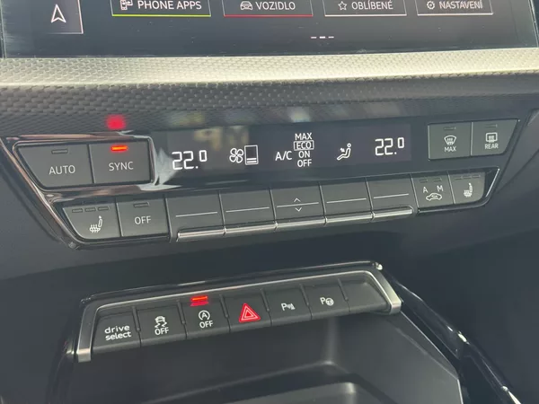Audi RS 3 2.5TFSi 294kW Quattro, Matrix - foto 36