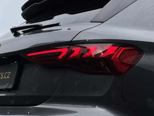 Audi RS 3 2.5TFSi 294kW Quattro, Matrix - foto 42