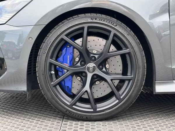 Audi RS 3 2.5TFSi 294kW Quattro, Matrix - foto 54