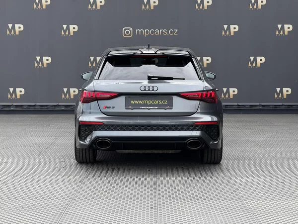 Audi RS 3 2.5TFSi 294kW Quattro, Matrix - foto 8