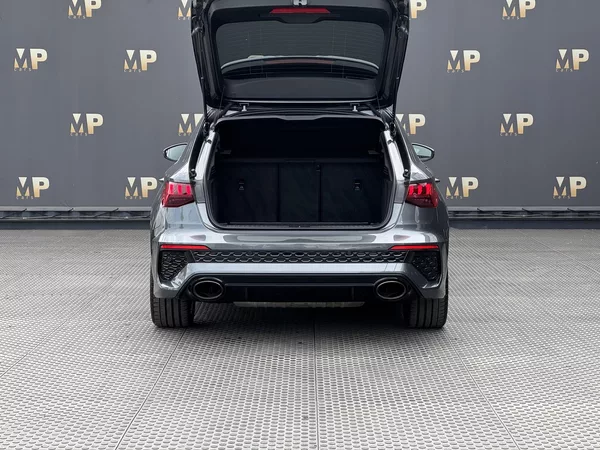 Audi RS 3 2.5TFSi 294kW Quattro, Matrix - foto 9