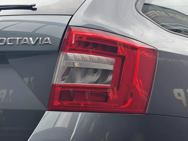 Škoda Octavia III 1.4TSi MAN Ambition+ 1.Maj - foto 40