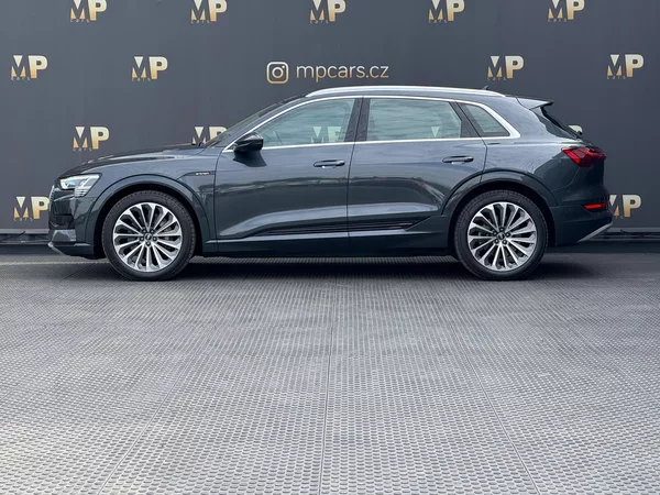Audi e-tron Quattro 230kW Advanced, PANO - foto 14
