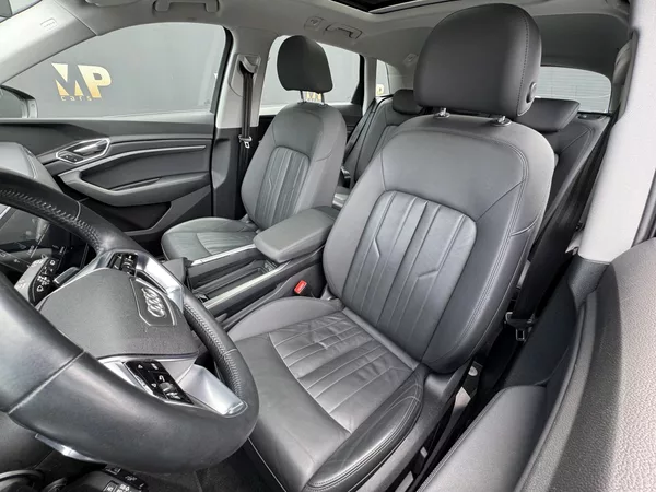 Audi e-tron Quattro 230kW Advanced, PANO - foto 16
