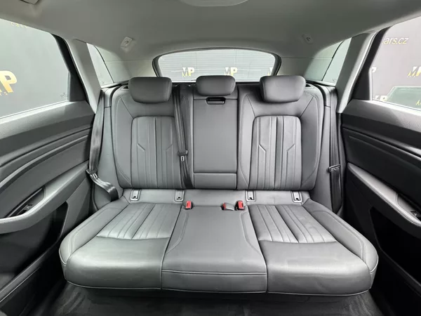Audi e-tron Quattro 230kW Advanced, PANO - foto 18