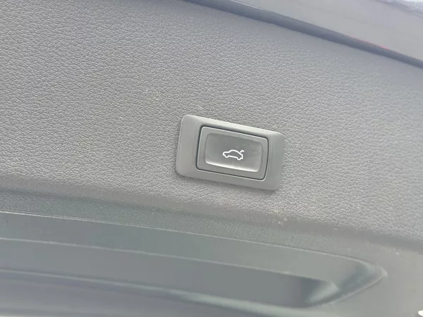 Audi e-tron Quattro 230kW Advanced, PANO - foto 22