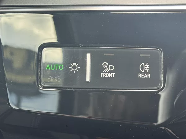 Audi e-tron Quattro 230kW Advanced, PANO - foto 27