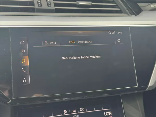 Audi e-tron Quattro 230kW Advanced, PANO - foto 34