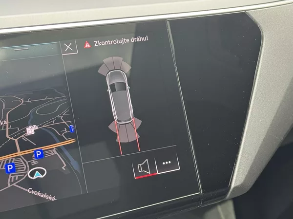 Audi e-tron Quattro 230kW Advanced, PANO - foto 39