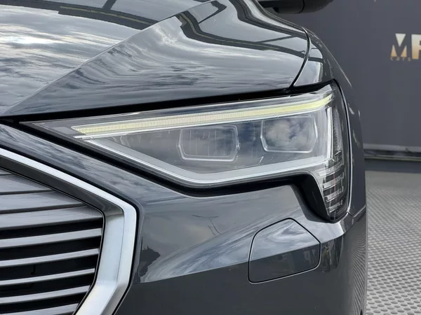 Audi e-tron Quattro 230kW Advanced, PANO - foto 44