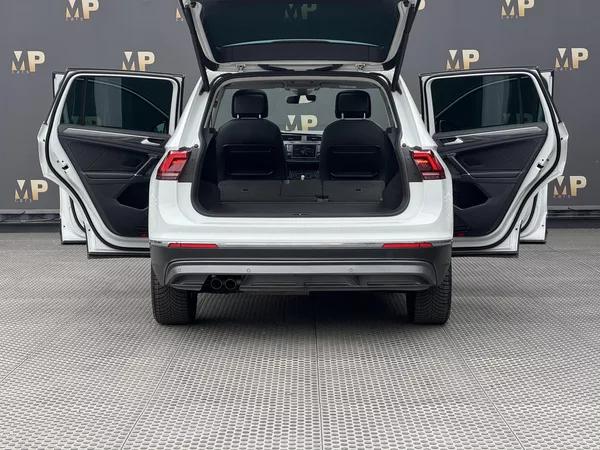 Volkswagen Tiguan 2.0TDi DSG 4M Highline Virtual - foto 11