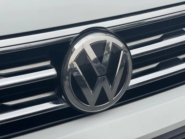 Volkswagen Tiguan 2.0TDi DSG 4M Highline Virtual - foto 48
