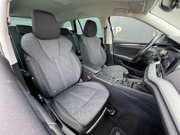 Škoda Octavia IV 1.5TSi MAN, Style, DPH - foto 17