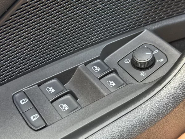 Škoda Octavia IV 1.5TSi MAN, Style, DPH - foto 26