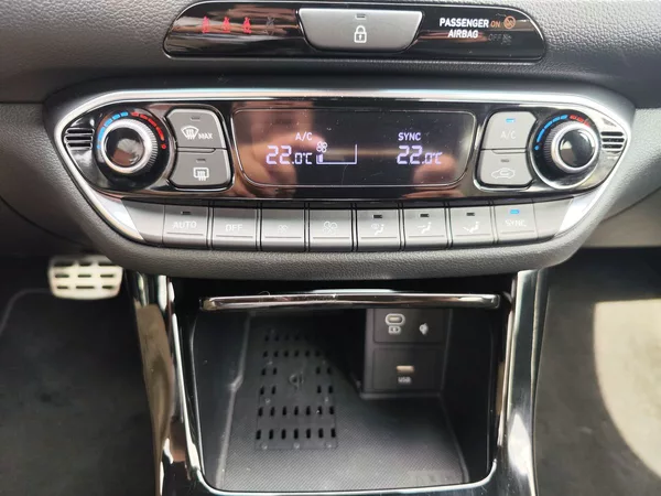 Hyundai i30 1.5 T-GDi/103kW N-Line DCT - foto 22