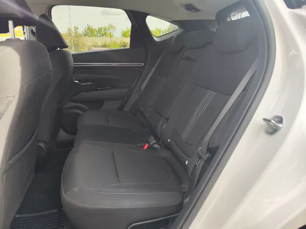 Hyundai Tucson 1.6 T-GDI/110kW Smart Navi DCT - foto 12