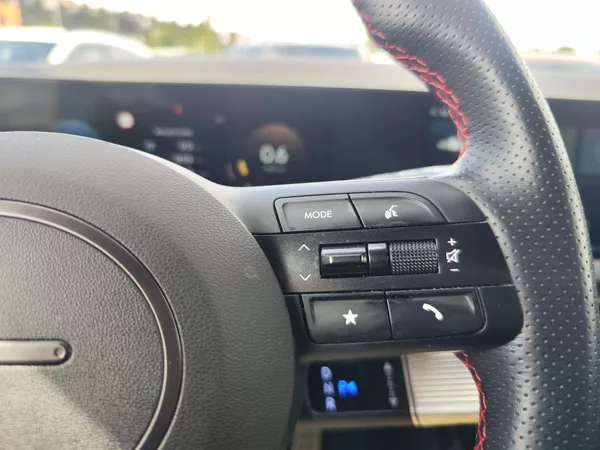 Hyundai Tucson 1.6 T-GDI/118kW N-Line STL DCT - foto 32