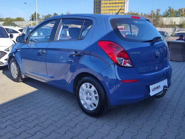 Hyundai i20 1.2i/63kW Family Space - foto 7