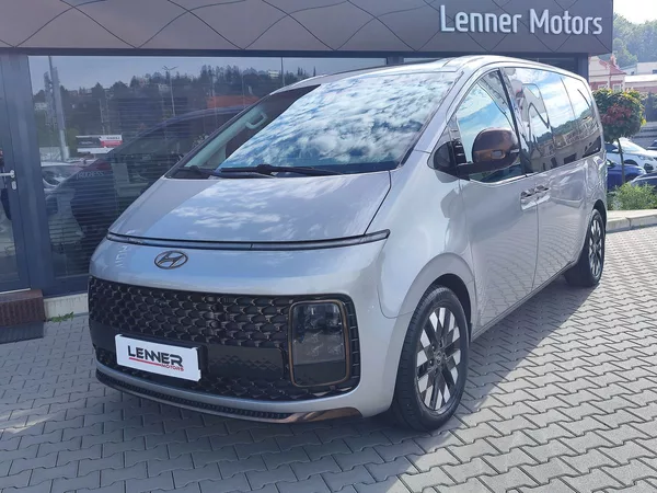 Hyundai Staria 2.2 CRDI/130kW Luxury PNM DCT