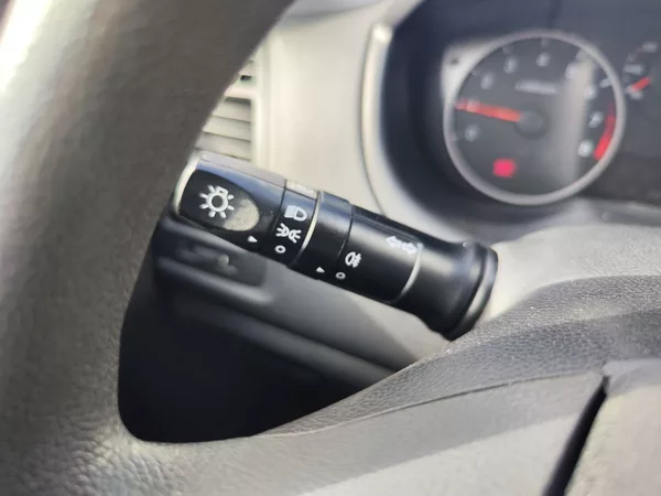Hyundai i20 1.2i/57kW Comfort A/C - foto 19
