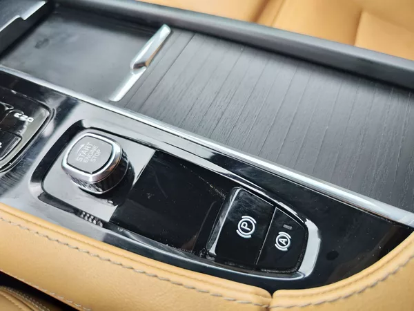 Volvo XC90 B5 2.0/173kW Inscription AT 4x - foto 35