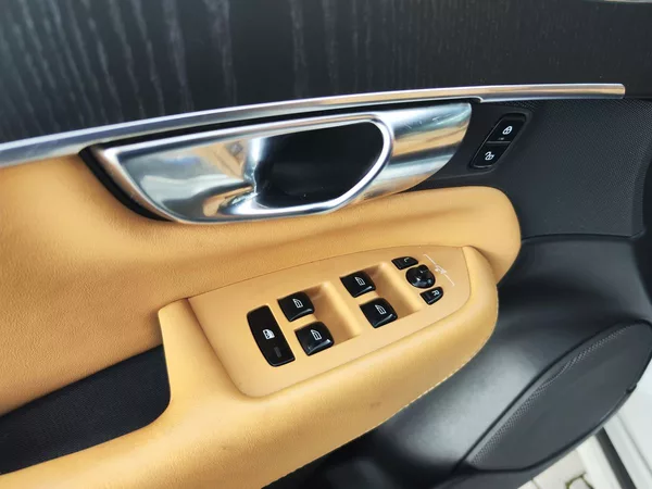 Volvo XC90 B5 2.0/173kW Inscription AT 4x - foto 41