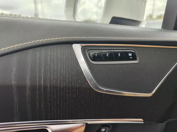 Volvo XC90 B5 2.0/173kW Inscription AT 4x - foto 42