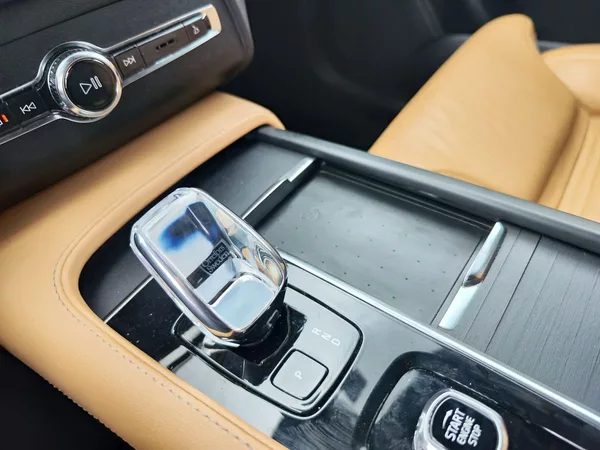 Volvo XC90 B5 2.0/173kW Inscription AT 4x - foto 34