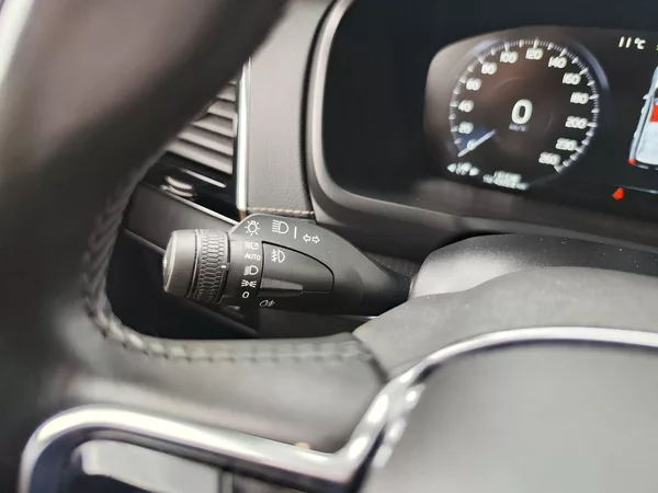 Volvo XC90 B5 2.0/173kW Inscription AT 4x - foto 38