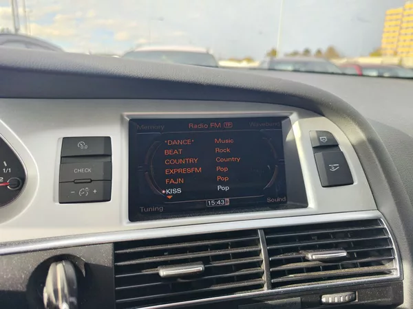 Audi A6 3.0 TDI/176kW V6 quattro AT - foto 16