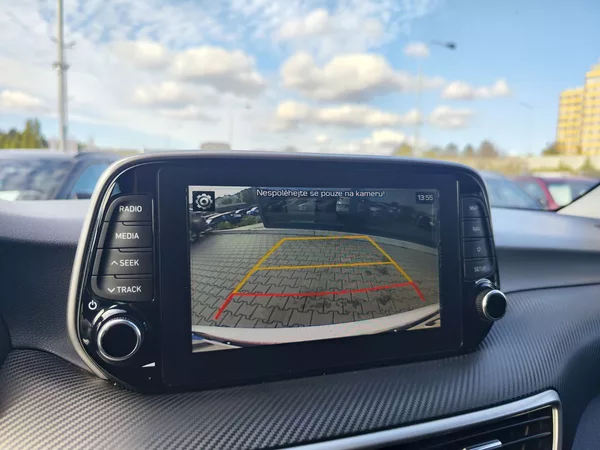Hyundai Tucson 1.6 CRDI/85kW Smart - foto 17