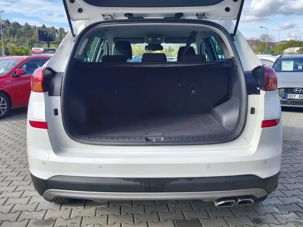 Hyundai Tucson 1.6 CRDI/85kW Smart - foto 8