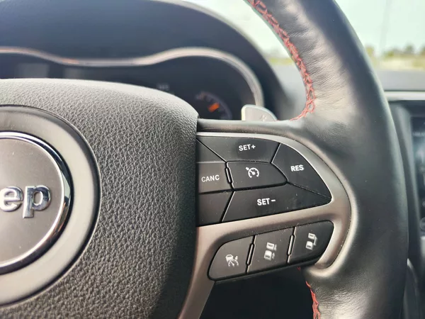 Jeep Grand Cherokee 5.7 HEMI/268kW V8 Trailhawk AT - foto 28