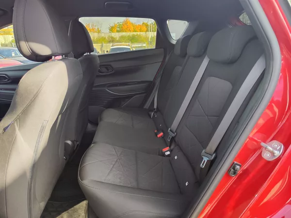 Hyundai Bayon 1.0 T-GDI/74kW Play Climate - foto 10