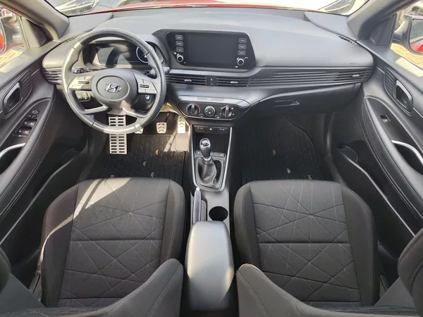 Hyundai Bayon 1.0 T-GDI/74kW Play Climate - foto 11