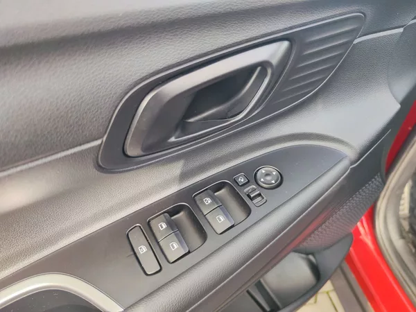 Hyundai Bayon 1.0 T-GDI/74kW Play Climate - foto 24