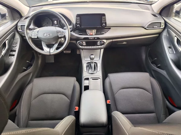 Hyundai i30 1.4 T-GDI/103kW Style DCT - foto 12