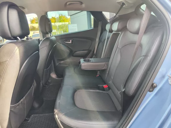 Hyundai ix35 2.0 GDI/122kW Style Navi - foto 12