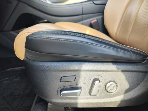 Hyundai Santa Fe 2.2 CRDI/148kW Luxury DCT 4x4 - foto 35