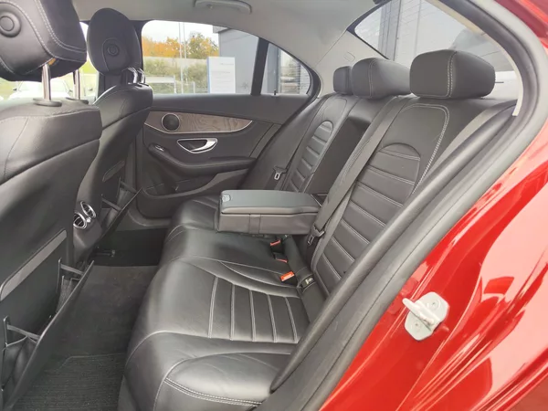 Mercedes-Benz Třídy C 250d/150kW 4MATIC AT - foto 12