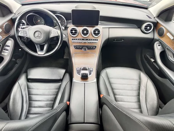 Mercedes-Benz Třídy C 250d/150kW 4MATIC AT - foto 14