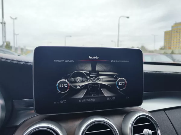 Mercedes-Benz Třídy C 250d/150kW 4MATIC AT - foto 21