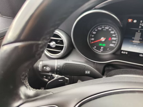 Mercedes-Benz Třídy C 250d/150kW 4MATIC AT - foto 28