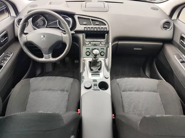 Peugeot 3008 2.0 HDI/110kW Premium - foto 14