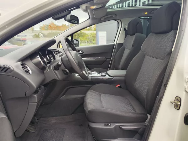 Peugeot 3008 2.0 HDI/110kW Premium - foto 15